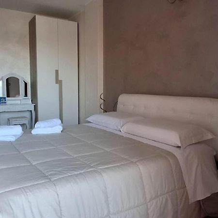 B&B La Ninfa Del Lago 레시나 외부 사진