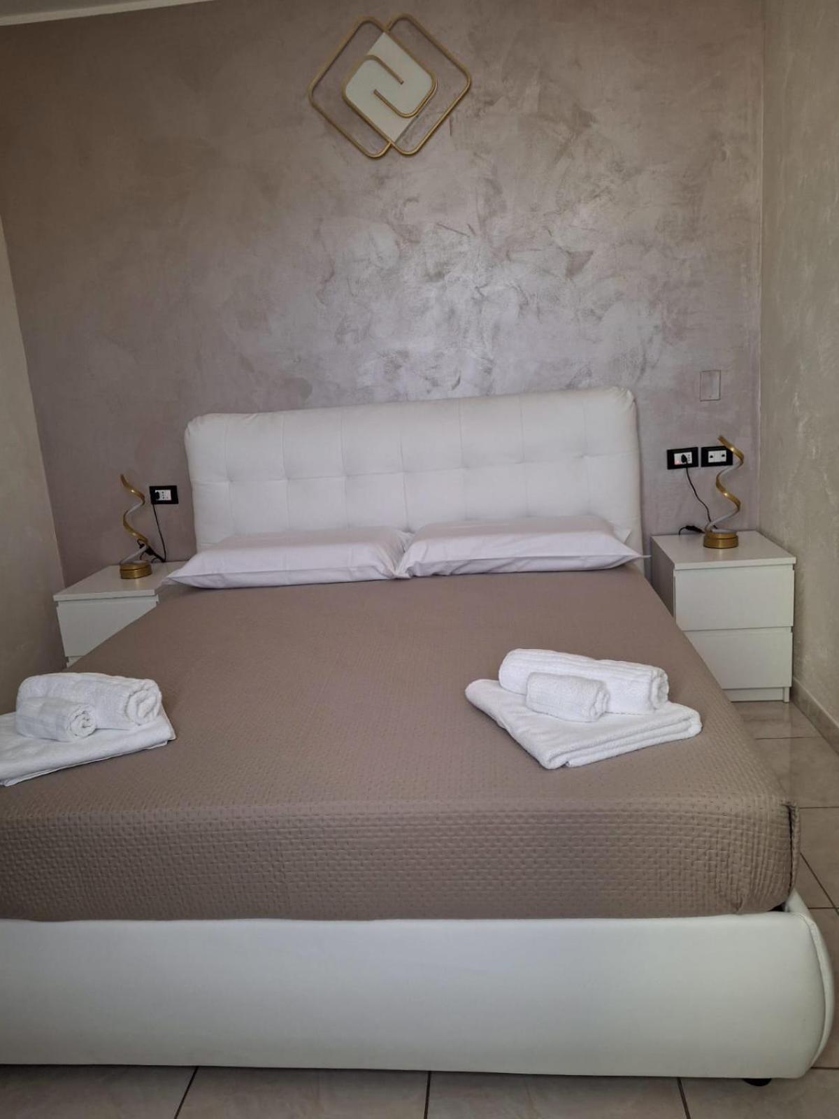 B&B La Ninfa Del Lago 레시나 외부 사진