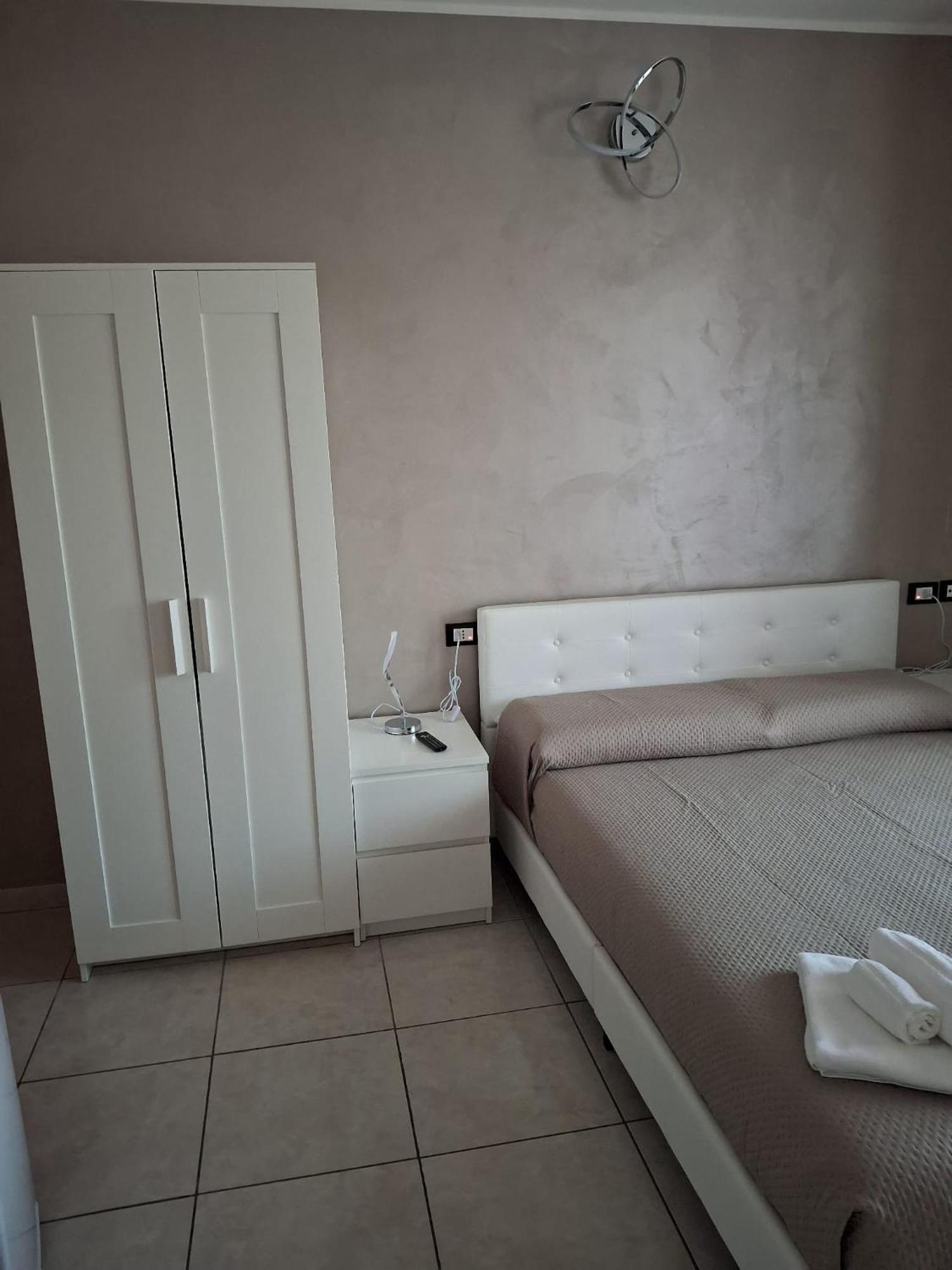 B&B La Ninfa Del Lago 레시나 외부 사진